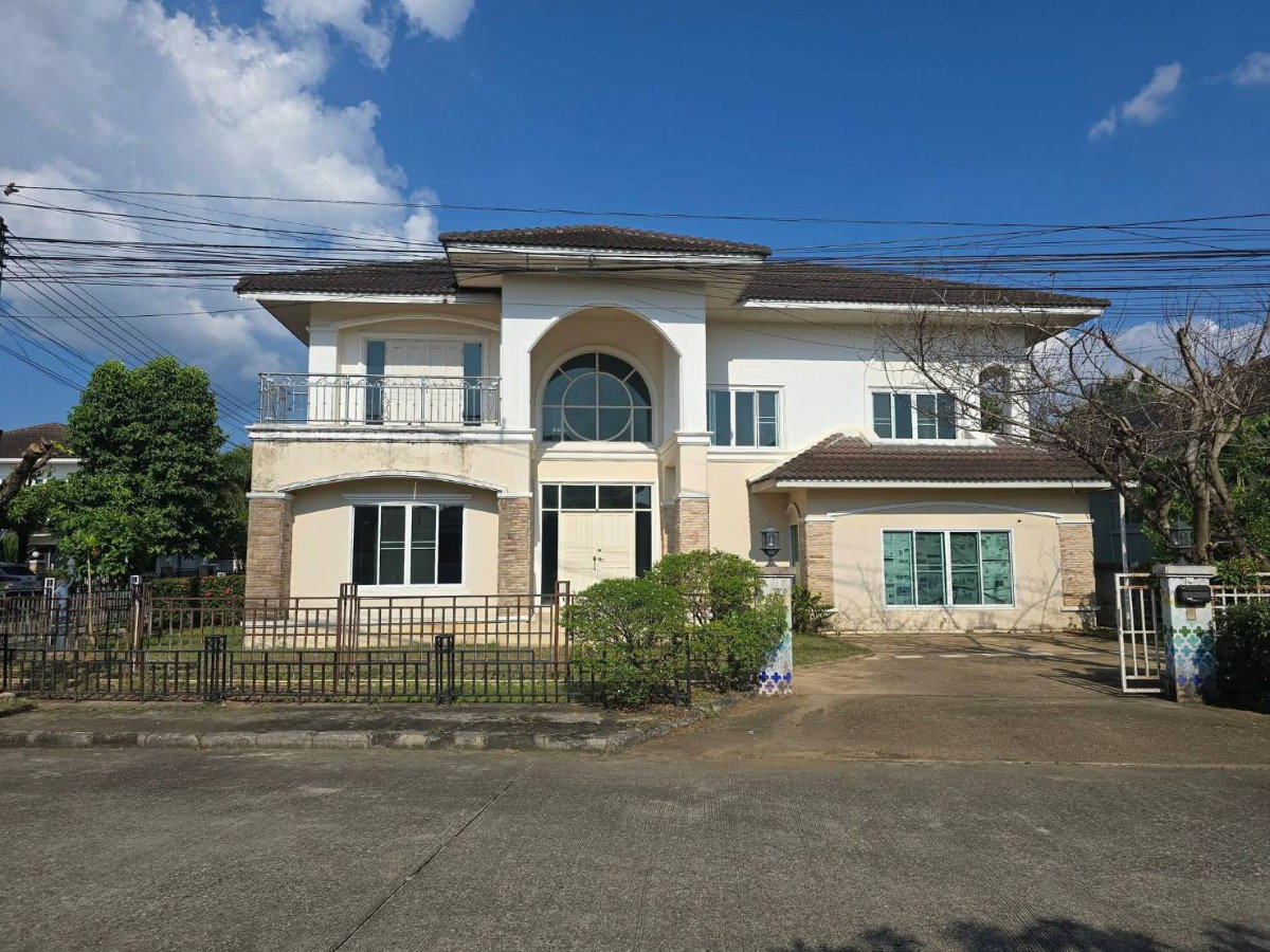 รูป ขายบ้านในโครงการ หมู่บ้าน เอ็มเพอเร่อร์ 2 เมืองเชียงใหม่ ถนนวงแหวนรอบ 2 เดินไปโลตัสรวมโชคได้ (H469) T.0946511456 - รูปที่ 1/15