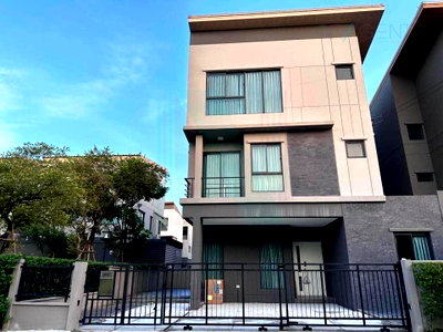 Townhouses for rent Bangkok : 📌 For Rent 3-story Townhouse BAAN KLANG MUANG RAMINTRA 83 STATION 4 bedroom 4 bathroom