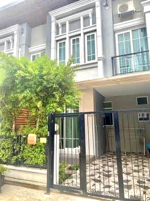 Townhouses for rent Prawet : R3047 Townhome For Rent Golden Town 3 Bangna Suangluang