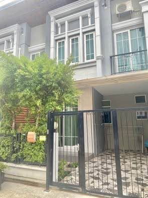 Townhouses for rent : R3047 Townhome For Rent Golden Town 3 Bangna Suangluang