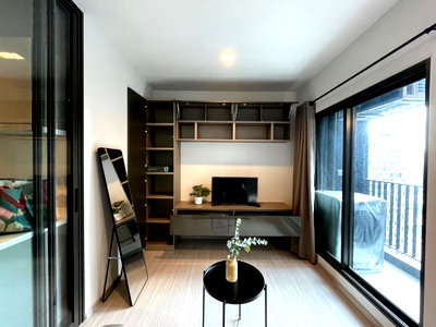 Condos for sale : ✅ Luxury condo for sale, fully furnished, ready to move in, near MRT Rama 9 and Central Rama 9 ✅ Life Asoke Rama 9
