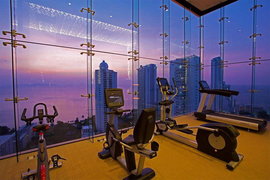 picture For sale The Riviera Wongmat Beach Corner Room - 28/34