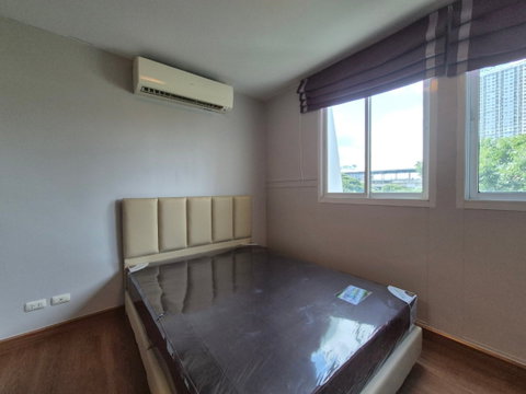 Fully furnished room for rent , near ARL and MRT Huamak station
