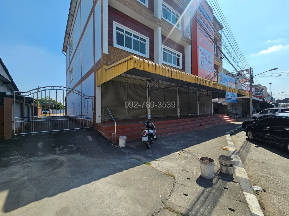 รูป ให้เช่าตึกแถวกำแพงเพชร 3 ชั้น ใจกลางตลาดนครชุม - รูปที่ 3/20