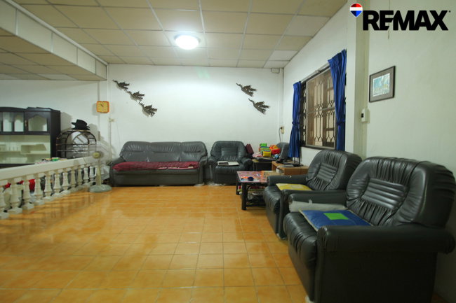 รูป ขาย บ้านแฝด กัลปพฤกษ์ หมู่บ้านอินทราวิลล่า ใหญ่กว่าบ้านเดี่ยว ต่อเติมครัว คุ้ม 36 ตรว. 2.6 ล้าน - รูปที่ 5/15