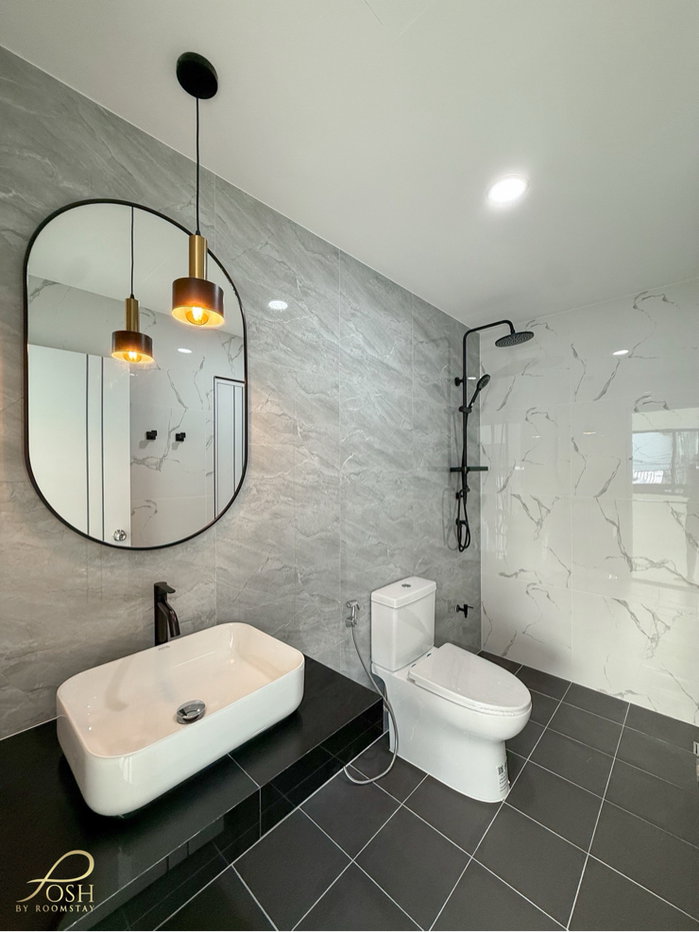 รูป บ้าน2ชั้น รีโนเวทใหม่ ทำเลวิชิต ซอยก้าวหน้า1 ในสไตล์โมเดิร์นอบอุ่น ที่ผสมผสานงานตกแต่งโทนไม้ได้อย่างลงตัว มาพร้อมระเบียงกว้าง 3ห้องนอน  - รูปที่ 12/27
