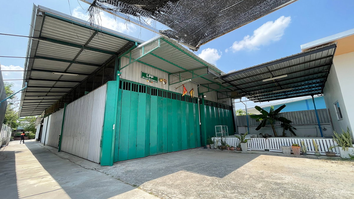 รูป ขายโรงงาน พร้อมสำนักงาน หอพัก ใกล้ถนนบ้านบึง - แกลง บ้านบึง ชลบุรี 1-1-20 ไร่ 940.00 ตร.ม - รูปที่ 10/11