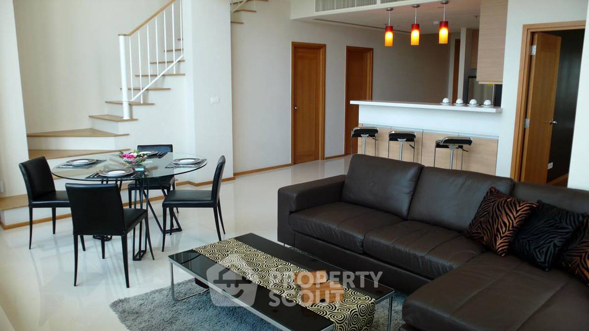 รูป คอนโด 2-ห้องนอน ที่ ดิ เอ็มโพริโอ เพลส ใกล้ BTS พร้อมพงษ์ (ID 888096) - รูปที่ 1/11