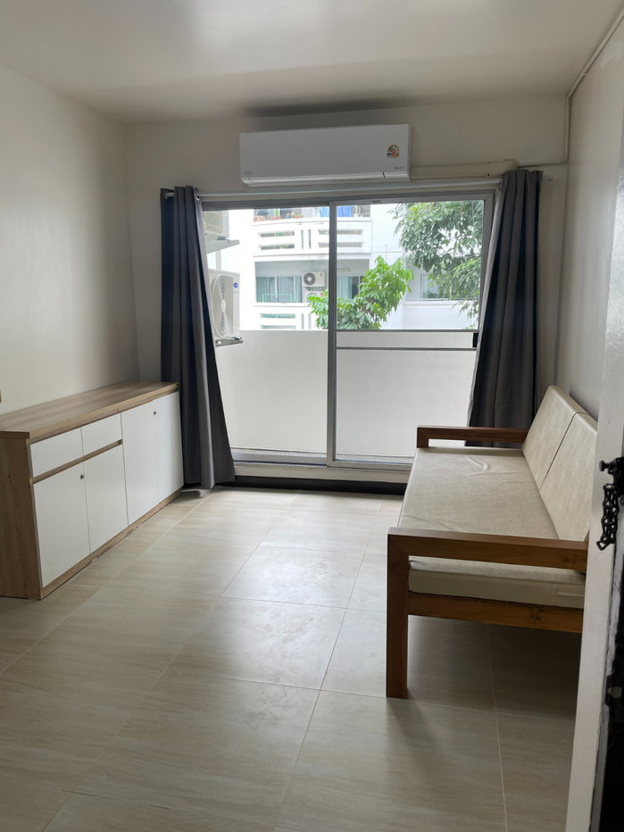 รูป คอนโดปรับปรุงใหม่ 2 ห้องนอน แอร์ 3 ตัว ใกล้ มจธ - รูปที่ 1/6