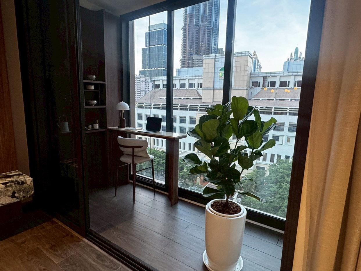 รูป LTHC15627 – Luxury Condo for Sale Silom – Sathorn | Spacious Residence with Home Office | Near BTS Sala Daeng | 34.8 MB | คอนโดหรูขาย สีลม – สาทร ห้องขนาดใหญ่ พร้อมห้องทำงาน ใกล้ BTS ศาลาแดง - รูปที่ 4/10