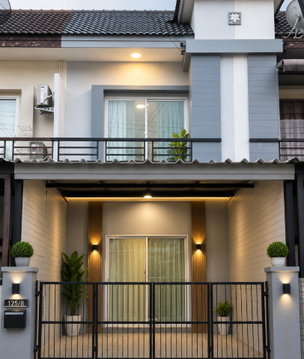 ขายทาวน์โฮมรีโนเวทใหม่ ม.โกลเด้นท์เพลส เครือสหพัฒน์ ศรีราชา
