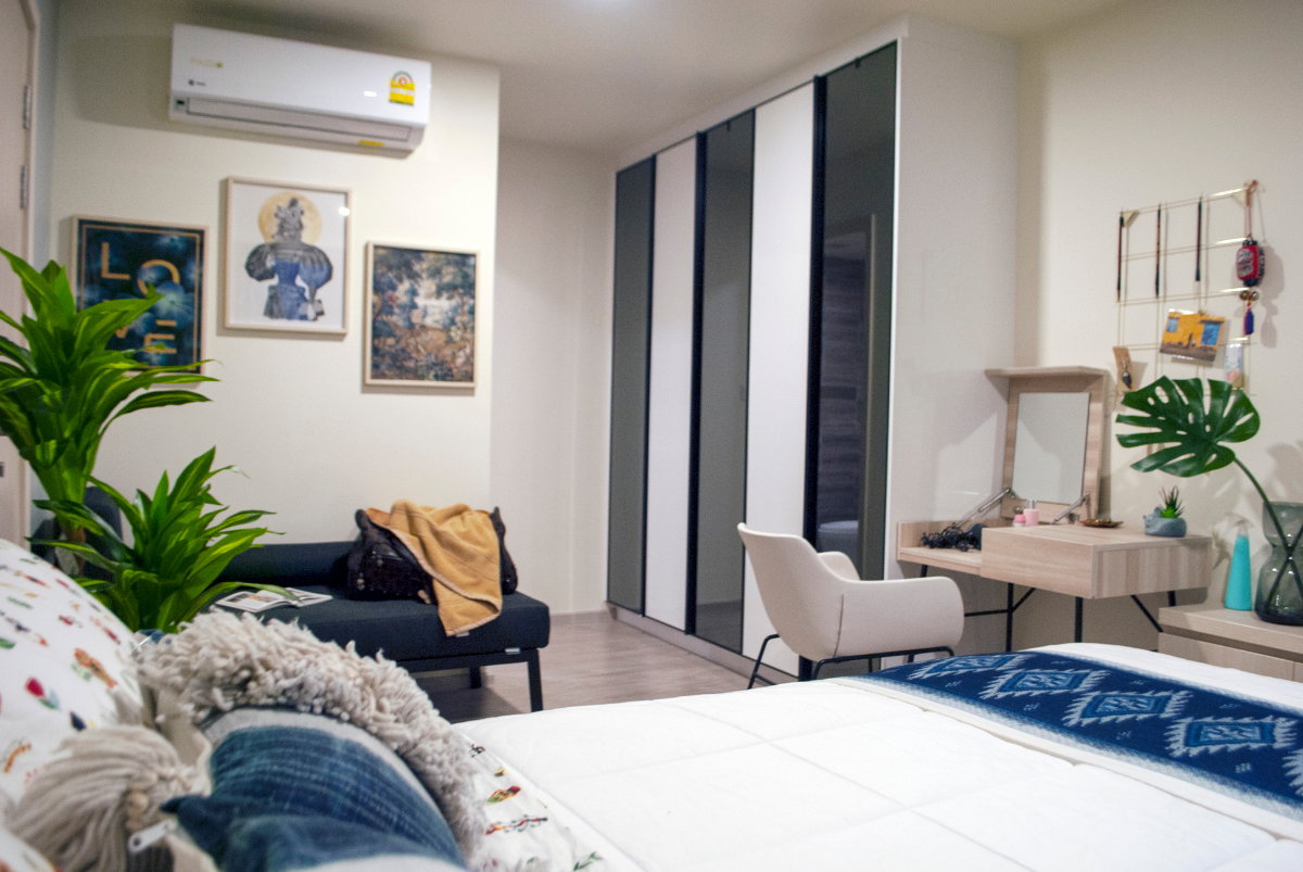picture Rent: Furnished pet-friendly condo, garden view, 1 bed, 1 study, 2 bath, MRT Rama 9 - 4/12