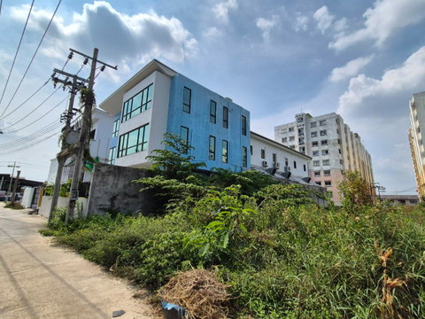 Office และ Warehouse ใกล้รถไฟฟ้า 3 สาย แจ้งวัฒนะ 6 ที่ดิน 200 ตร.ว. 