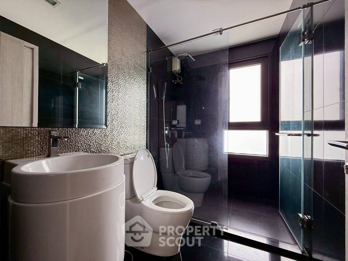 รูป คอนโด 2-ห้องนอน ที่ ริทึ่ม สุขุมวิท 36-38 ใกล้ BTS ทองหล่อ (ID 825533) - รูปที่ 18/21