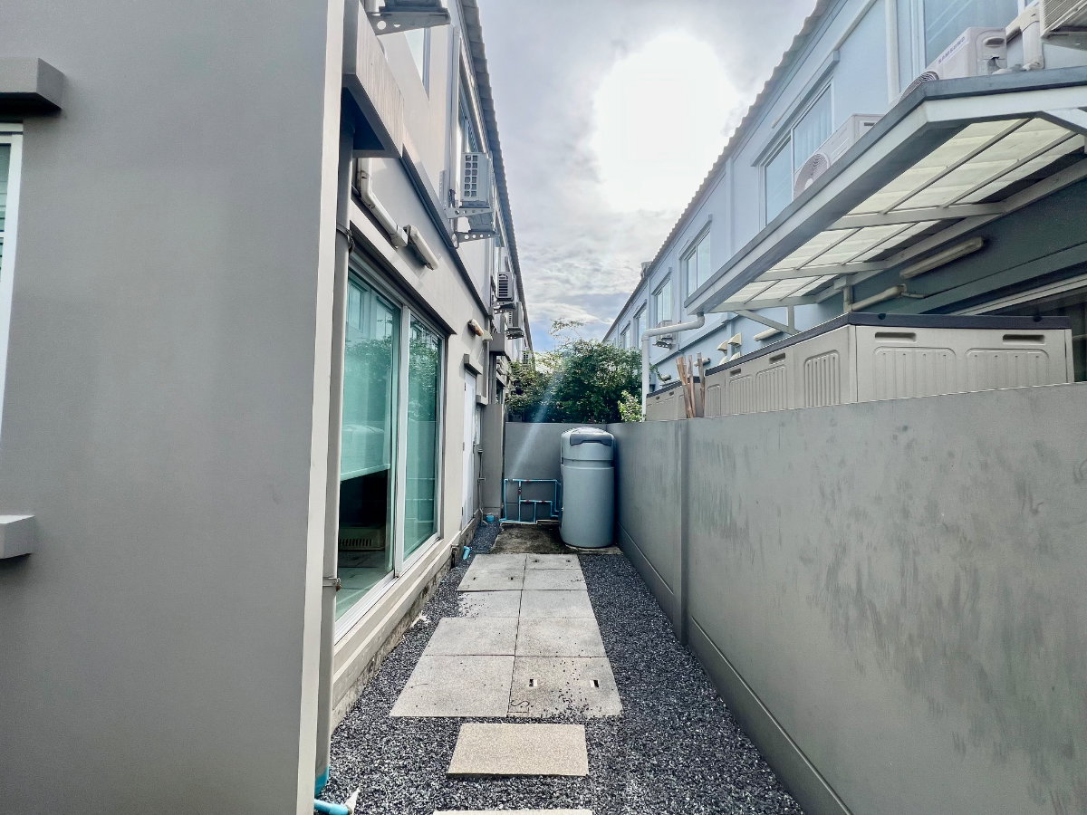 รูป ขายด่วน Townhome 2 ชั้น Indy Westgate | บ้านสวย ตกแต่งครบ Built-in ทั้งหลัง | ทำเลคลองบางไผ่–บางบัวทอง ใกล้ MRT คลองบางไผ่ - รูปที่ 26/33