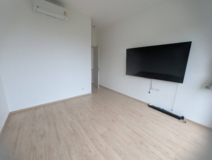 picture Estera haven Pattanakarn /4bed 5 bath - 14/15