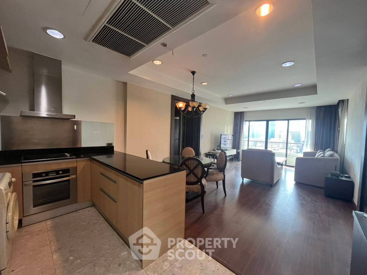 picture 2-BR Condo at Sathorn Gardens near MRT Si Lom (ID 2974447) - 6/7