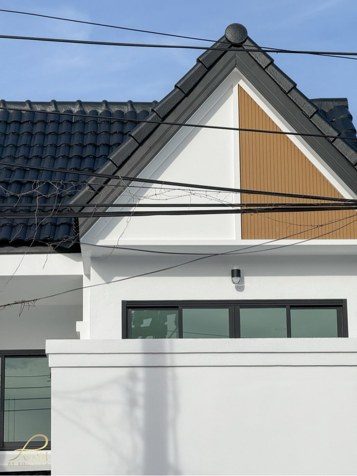 รูป บ้าน2ชั้น รีโนเวทใหม่ ทำเลวิชิต ซอยก้าวหน้า1 ในสไตล์โมเดิร์นอบอุ่น ที่ผสมผสานงานตกแต่งโทนไม้ได้อย่างลงตัว มาพร้อมระเบียงกว้าง 3ห้องนอน  - รูปที่ 8/27