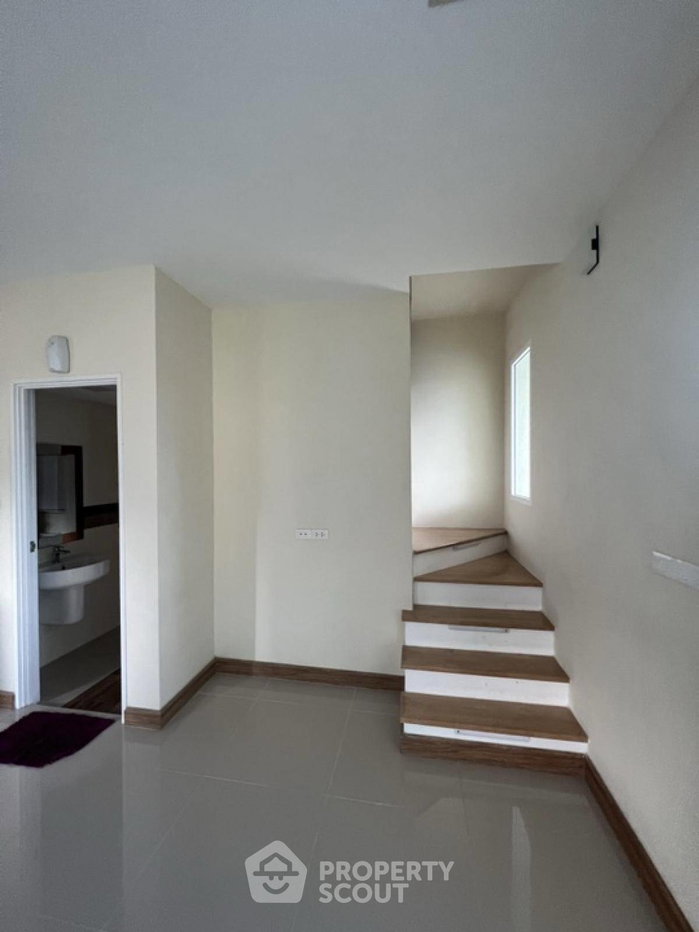 picture 4-BR Townhouse in Nong Khang Phlu (ID 1964175) - 9/34