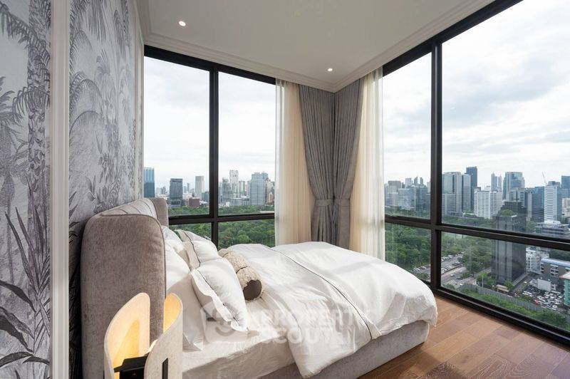 picture 3-BR Condo at Muniq Langsuan near BTS Ratchadamri (ID 2644526) - 8/28
