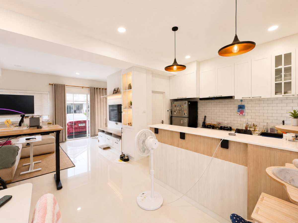 รูป ขายด่วน Townhome 2 ชั้น Indy Westgate | บ้านสวย ตกแต่งครบ Built-in ทั้งหลัง | ทำเลคลองบางไผ่–บางบัวทอง ใกล้ MRT คลองบางไผ่ - รูปที่ 10/33