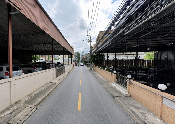 ขาย Apartment ซอย รัชดาภิเษก 36 แยก 9-3-2 แขวงจันทรเกษม เขตจตุจักร ทิศเหนือ  เนื้อที่ 100 ตารางวา จำนวน 50 ห้องพัก