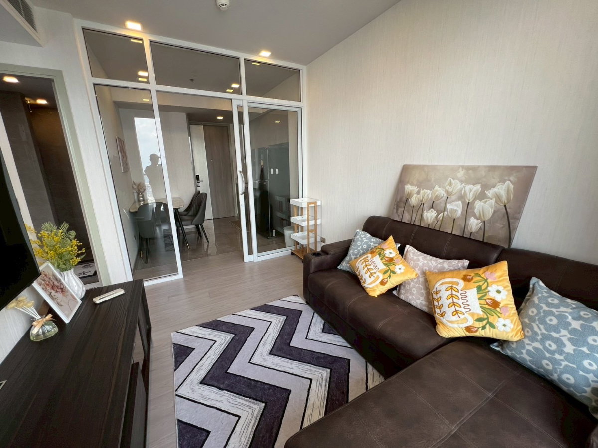 picture Fully furnished 2 bedrooms, 2 bathrooms condo for sale with a floorsize of 57 squaremeters - 10/17