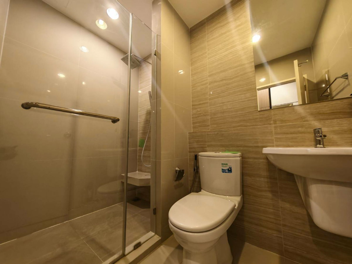 รูป ให้เช่าราคาดีที่สุดniche mono เจริญนคร ห้องกั้น1Bed เดินทางไปบางรัก สาทรสะดวก ห้องใหญ่ มีเครื่องซักผ้า ห้องมุม เป็นส่วนตัว0649742441 - รูปที่ 10/14
