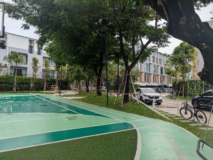 picture Estera haven Pattanakarn /4bed 5 bath - 3/15