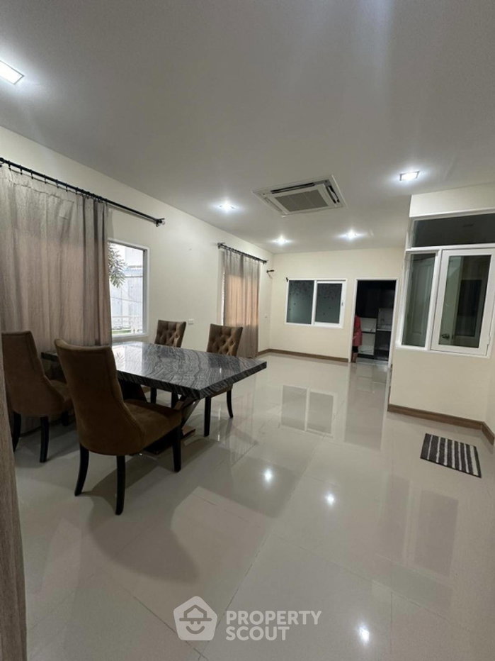 picture 4-BR Townhouse in Nong Khang Phlu (ID 1964175) - 20/34