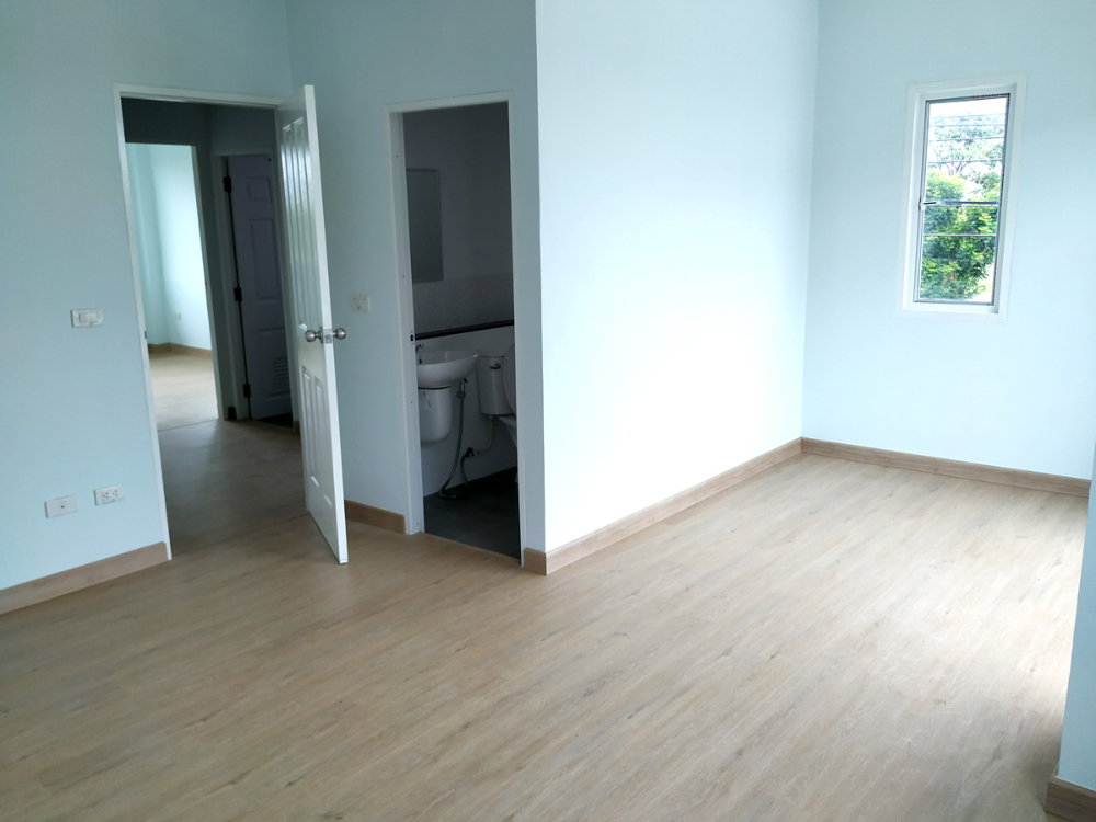 picture Townhome for Sale: Brand New, Below Appraisal Price! 4 Beds, 3 Baths - 8/8