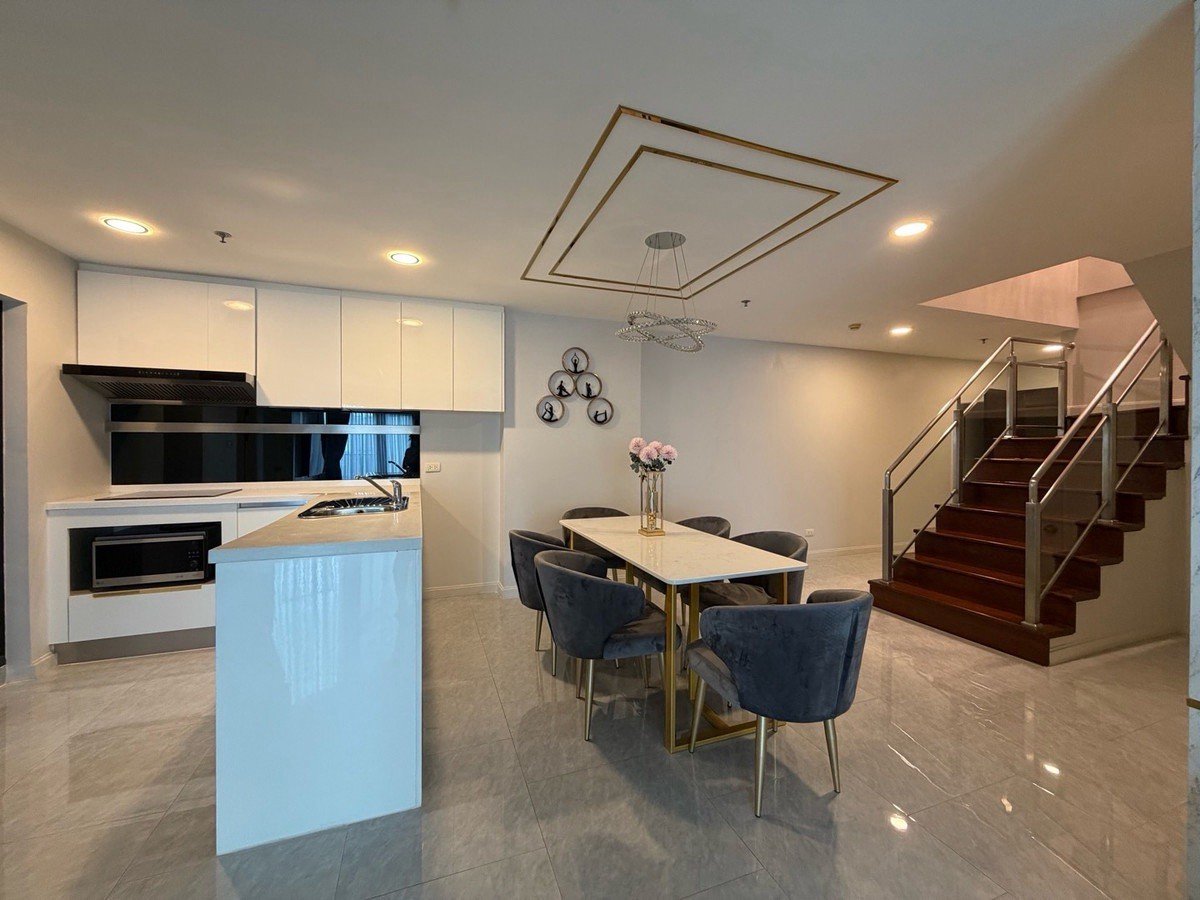 รูป LTH15634 – Luxury Duplex Condo for Rent Rama 9 | Spacious Family Residence | Near MRT Rama 9 | 120,000 THB | คอนโดดูเพล็กซ์หรูให้เช่า พระราม 9 ห้องขนาดใหญ่ ใกล้ MRT พระราม 9 - รูปที่ 5/5