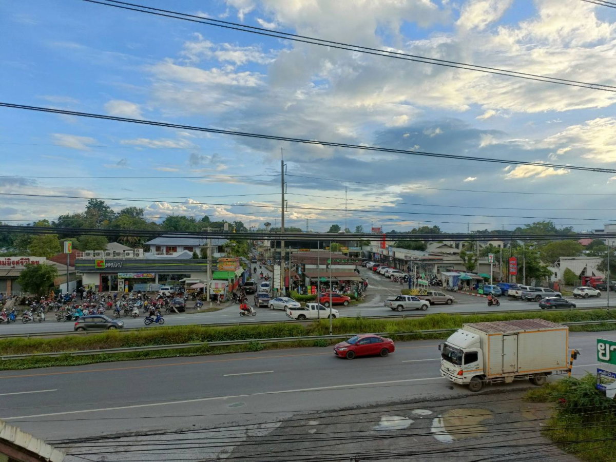 รูป ขายอาคารพาณิชย์ ห้องมุม ติดถนนวงแหวน เชียงใหม่ 38ตรว มีพื้นที่ด้านข้างใหญ่มาก เชียงใหม่  - รูปที่ 5/31