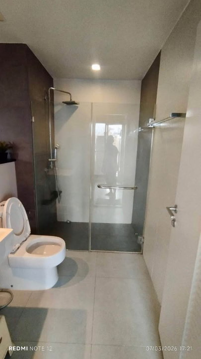 รูป SL147/[เช่าด่วน] Urbano Absolute Sathon-Taksin ชั้น 21 วิวแม่น้ำทิศใต้ ห้องกว้าง 31 ตร.ม. เฟอร์ฯ บิวท์อินครบ ใกล้ BTS กรุงธนบุรี & ICONSIAM - รูปที่ 14/21
