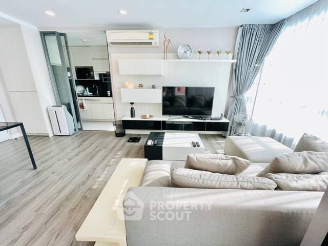 รูป คอนโด 1-ห้องนอน ที่ เดอะ รูม สุขุมวิท 40 ใกล้ BTS ทองหล่อ (ID 426732) - รูปที่ 4/13