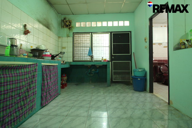 รูป ขาย บ้านแฝด กัลปพฤกษ์ หมู่บ้านอินทราวิลล่า ใหญ่กว่าบ้านเดี่ยว ต่อเติมครัว คุ้ม 36 ตรว. 2.6 ล้าน - รูปที่ 8/15