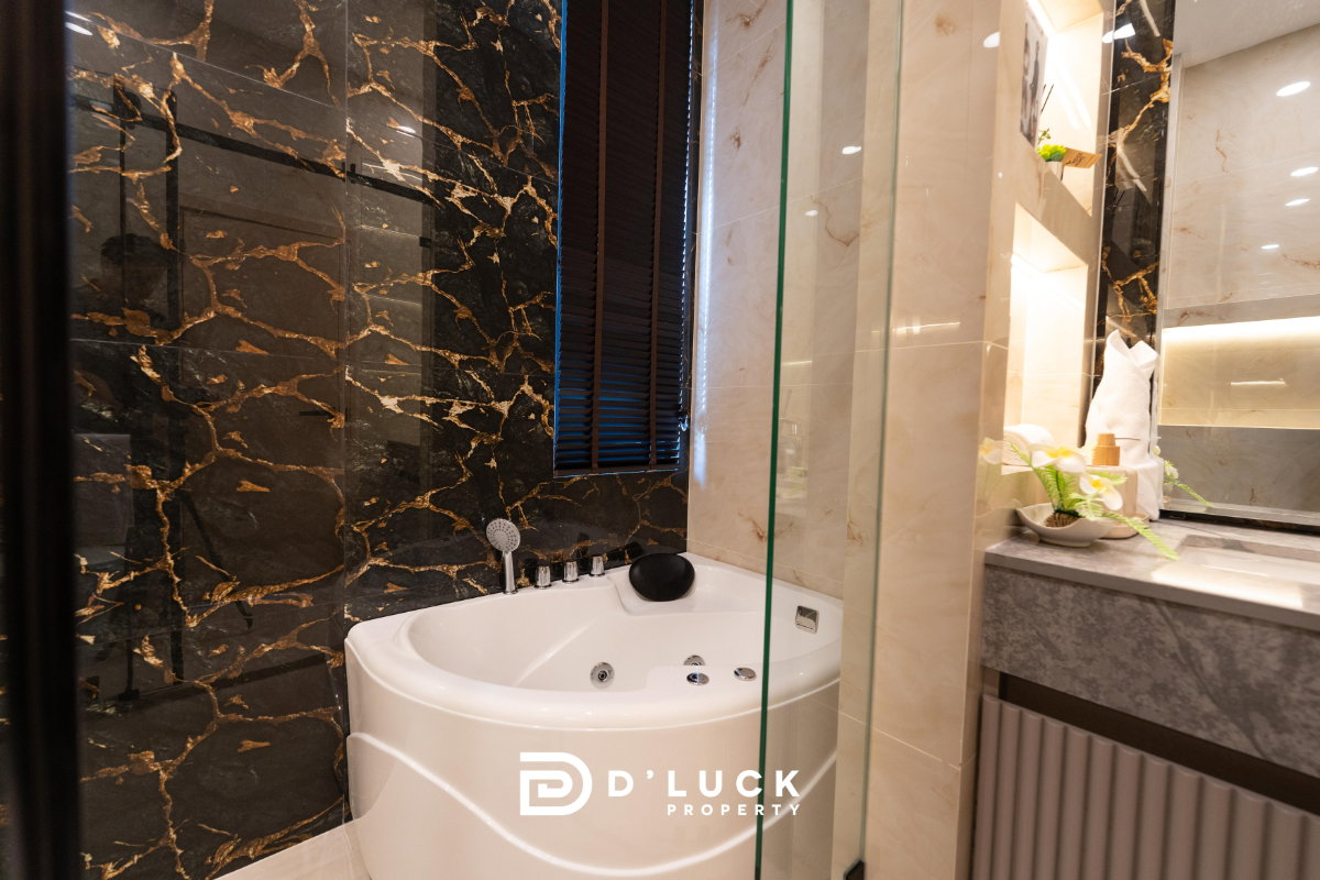 รูป ขายพูลวิลล่า Ultra-Luxury 3 ชั้น พัทยา – ทำเลห้วยใหญ่ - รูปที่ 36/49