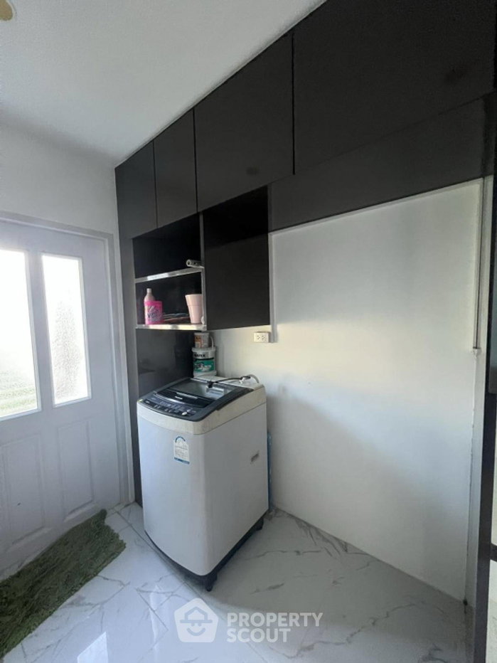 picture 4-BR Townhouse in Nong Khang Phlu (ID 1964175) - 5/34