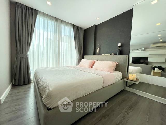 รูป คอนโด 1-ห้องนอน ที่ เดอะ รูม สุขุมวิท 40 ใกล้ BTS ทองหล่อ (ID 426732) - รูปที่ 8/13