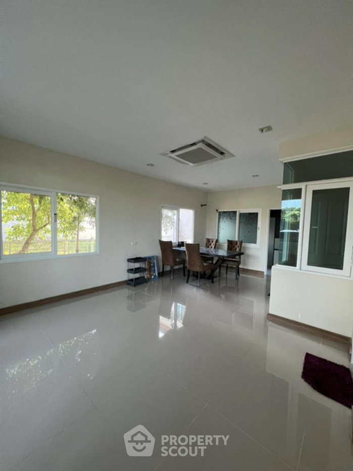 picture 4-BR Townhouse in Nong Khang Phlu (ID 1964175) - 7/34