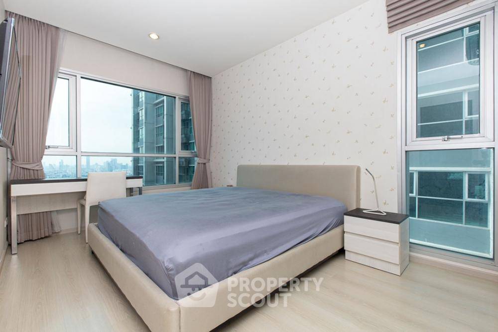 picture 2-BR 56 Sqm Condo On 28th Floor, Life Ratchadapisek, 400m To MRT Huai Khwang (ID 809032) - 6/9
