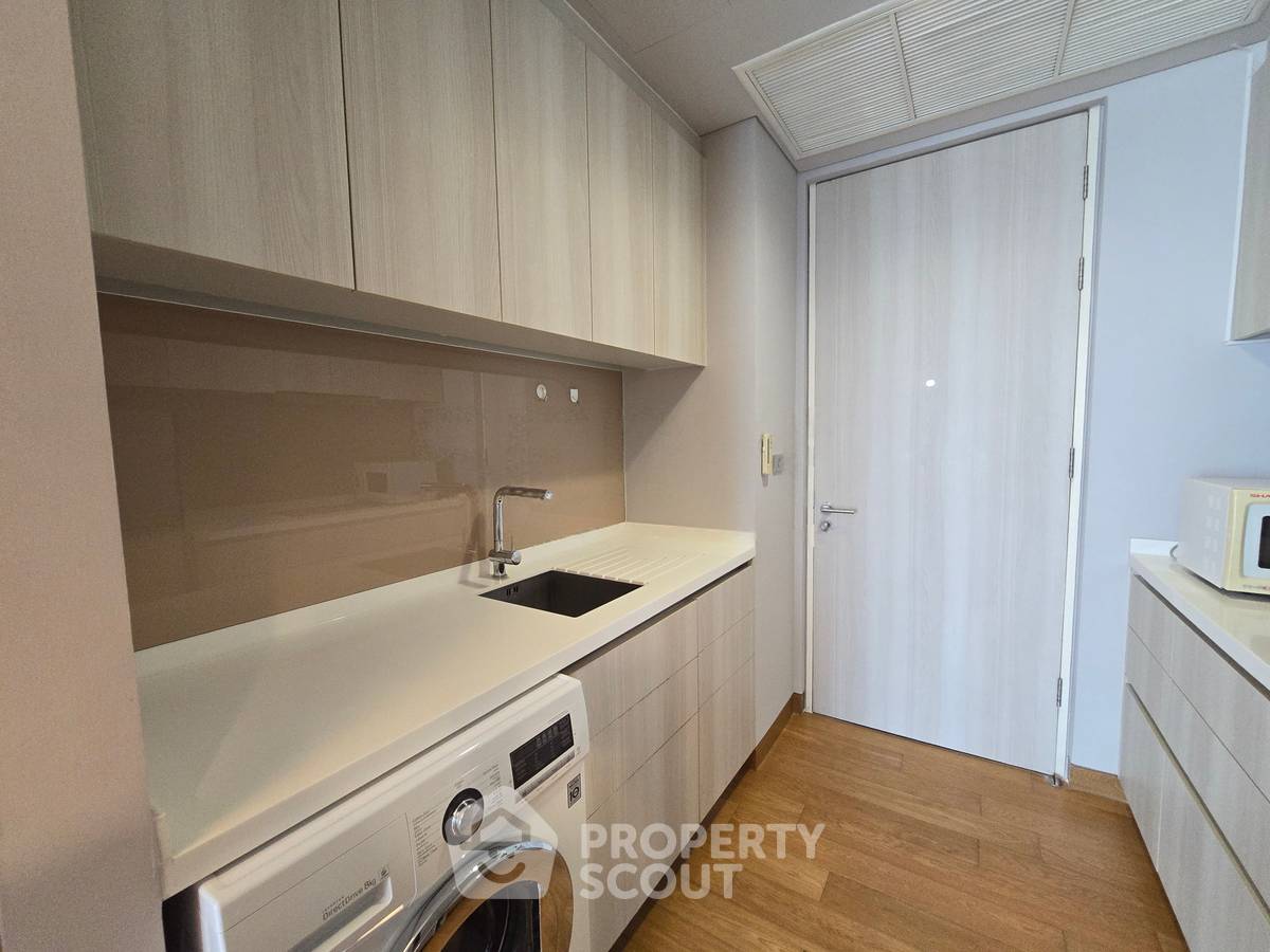 picture 2-BR Condo At The Lumpini 24, 10th Floor Near BTS Phrom Phong (ID 2725485) - 16/22