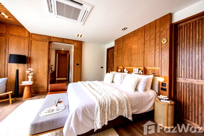 Houses for sale Wiset Road Phuket : 4 Bedroom Villa for sale at Monetaria Villas  1860206