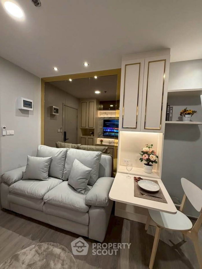 picture 1-BR Condo at Regent Home Wutthakat near BTS Wutthakat (ID 2973023) - 2/12