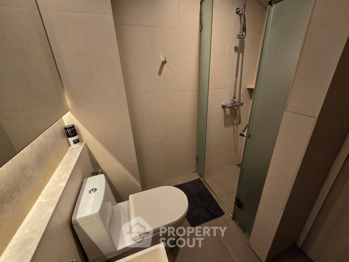 picture 2-BR Condo At The Lumpini 24, 10th Floor Near BTS Phrom Phong (ID 2725485) - 19/22