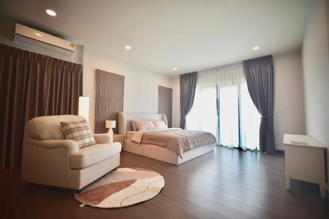 รูป ME2500192 ให้เช่าบ้านเดี่ยวสุดหรู The City บางนา พื้นที่กว้าง พร้อมเฟอร์ และเครื่องใช้ไฟฟ้า - รูปที่ 6/14