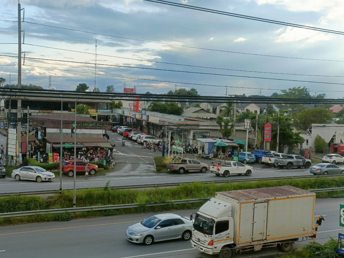 รูป ขายอาคารพาณิชย์ ห้องมุม ติดถนนวงแหวน เชียงใหม่ 38ตรว มีพื้นที่ด้านข้างใหญ่มาก เชียงใหม่  - รูปที่ 3/31