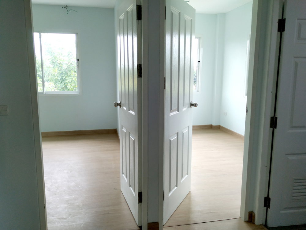 picture Townhome for Sale: Brand New, Below Appraisal Price! 4 Beds, 3 Baths - 6/8