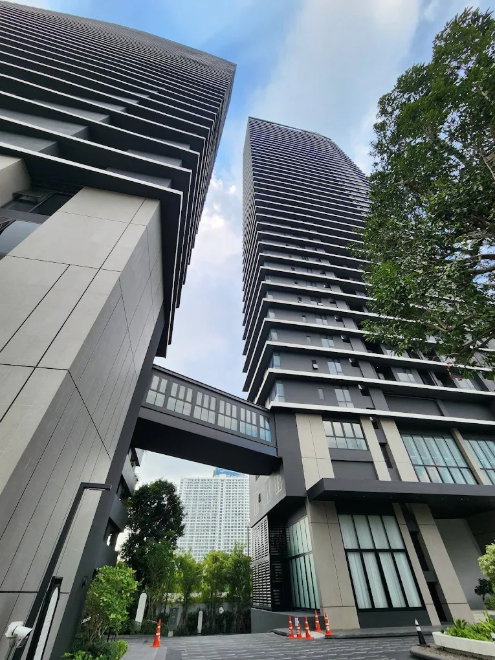 รูป ห้องวิวเอเชียทีค เห็นพลุทั้งปี | เฟอร์ครบ พร้อมอยู่ | ใกล้ ICONSIAM และ BTS กรุงธนบุรี | 15,000 บาท/เดือน - รูปที่ 31/42