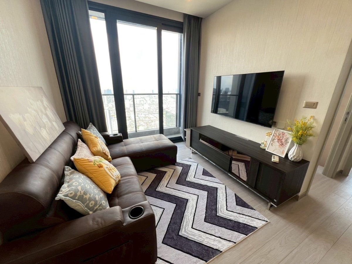 picture Fully furnished 2 bedrooms, 2 bathrooms condo for sale with a floorsize of 57 squaremeters - 8/17